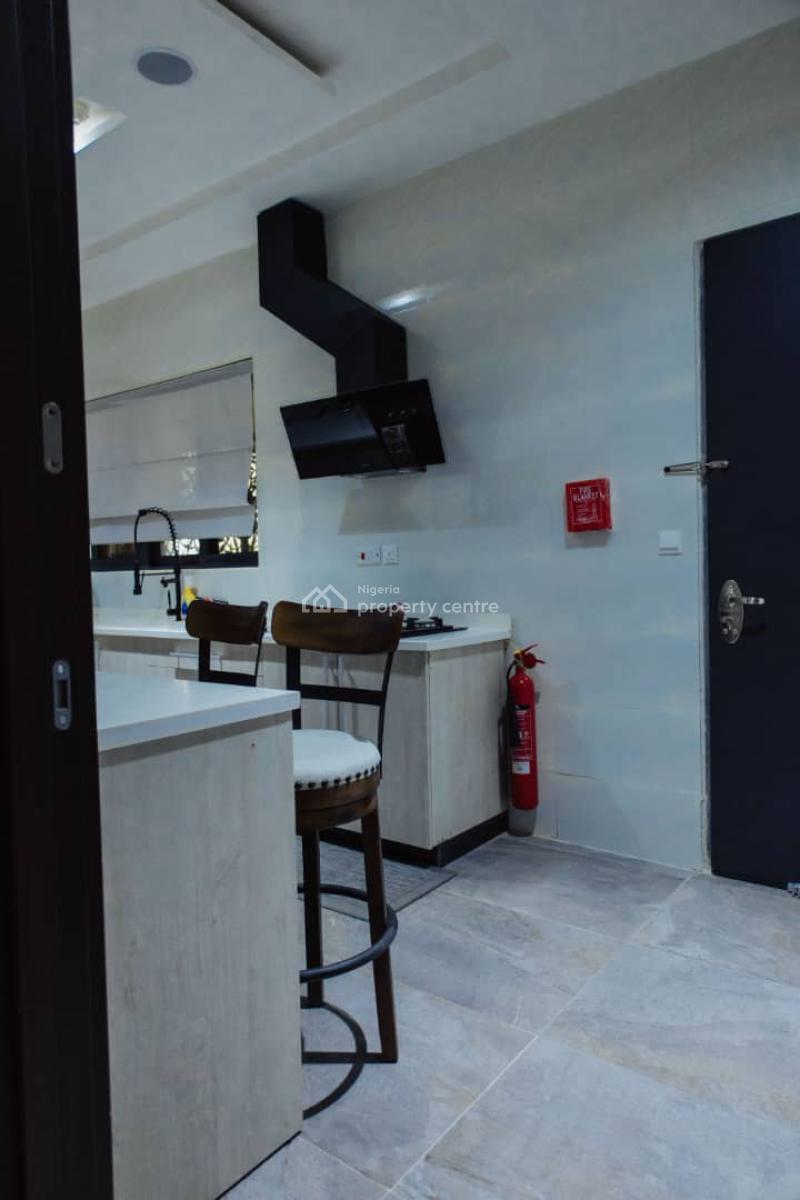 3 Bedroom Water Front Appartment, Osborne 2, Osborne, Ikoyi, Lagos, Flat / Apartment Short Let
