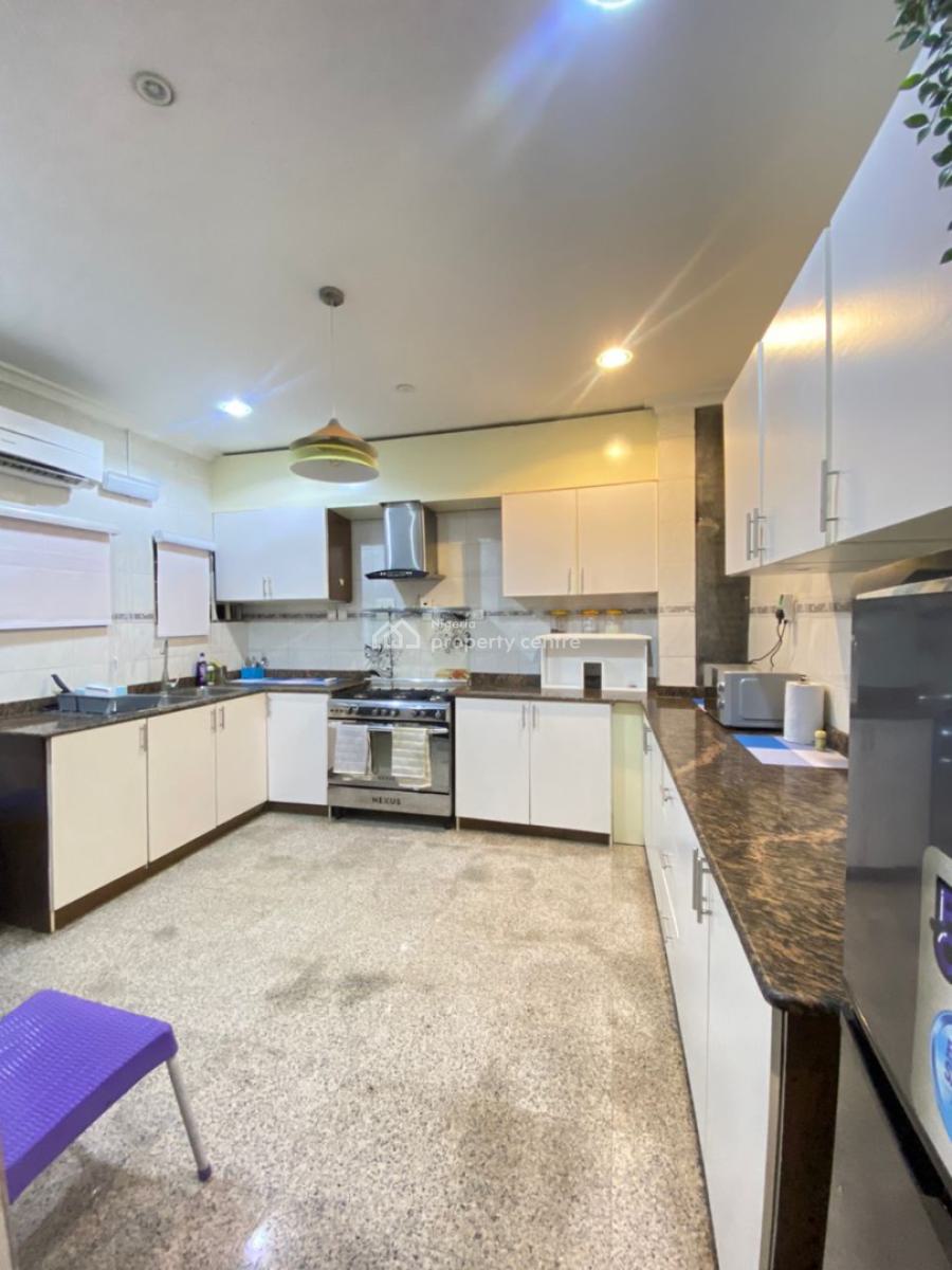 Fully Furnished 3 Bedroom Apartment with Bq, Lekki Phase 1, Lekki, Lagos, Flat / Apartment for Rent