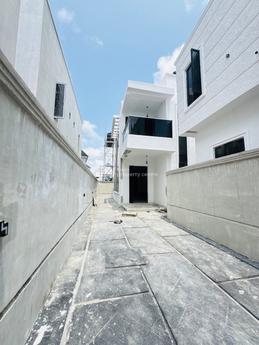 Four Bedroom Detached House + Bq ( Drive Way ), Peninsula Estate Behind Blenco Sangotedo Ajah, Sangotedo, Ajah, Lagos, Detached Duplex for Sale