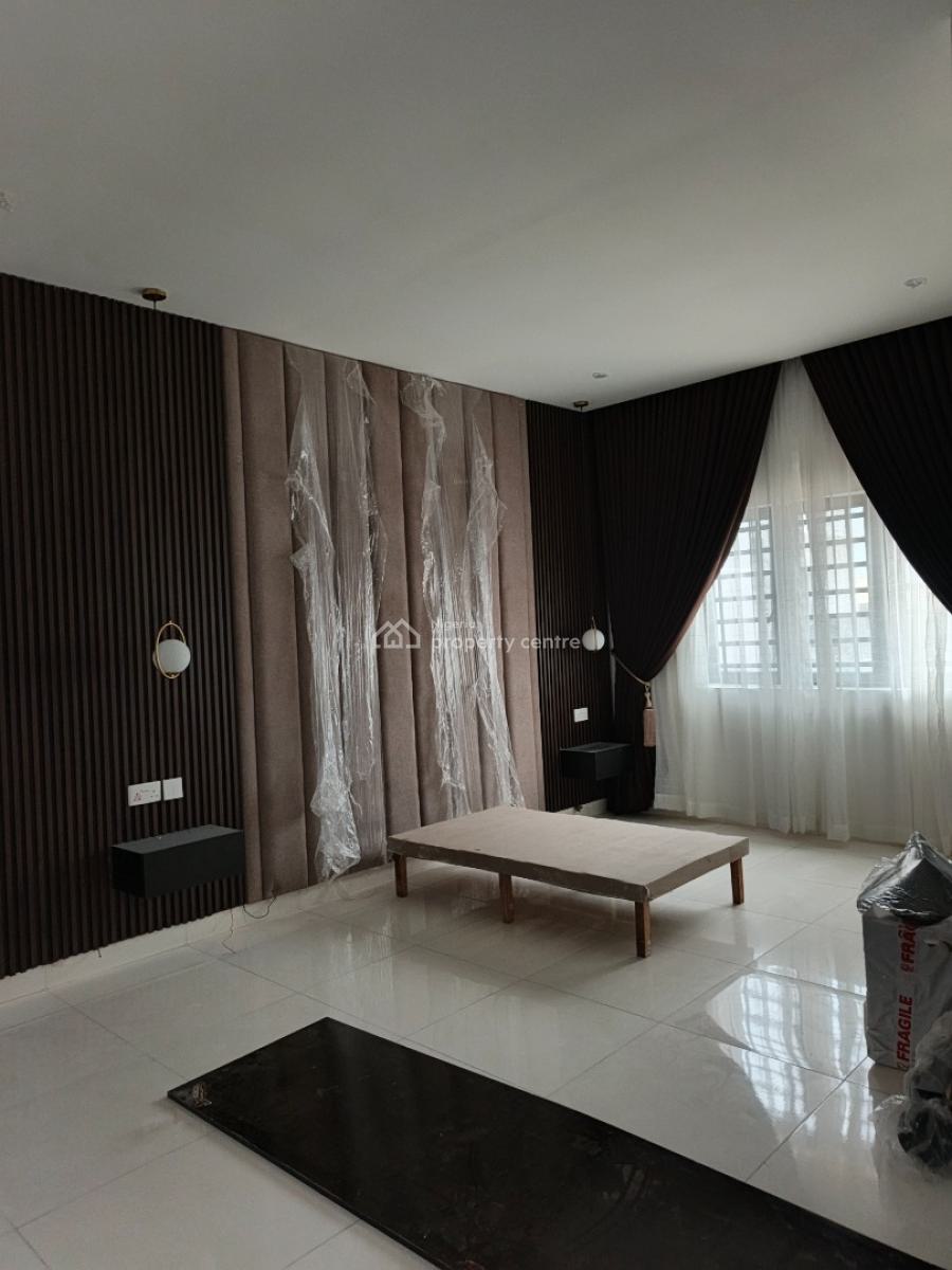a 2 Bedroom Flat with Bq, Ologolo, Lekki, Lagos, Flat / Apartment for Sale