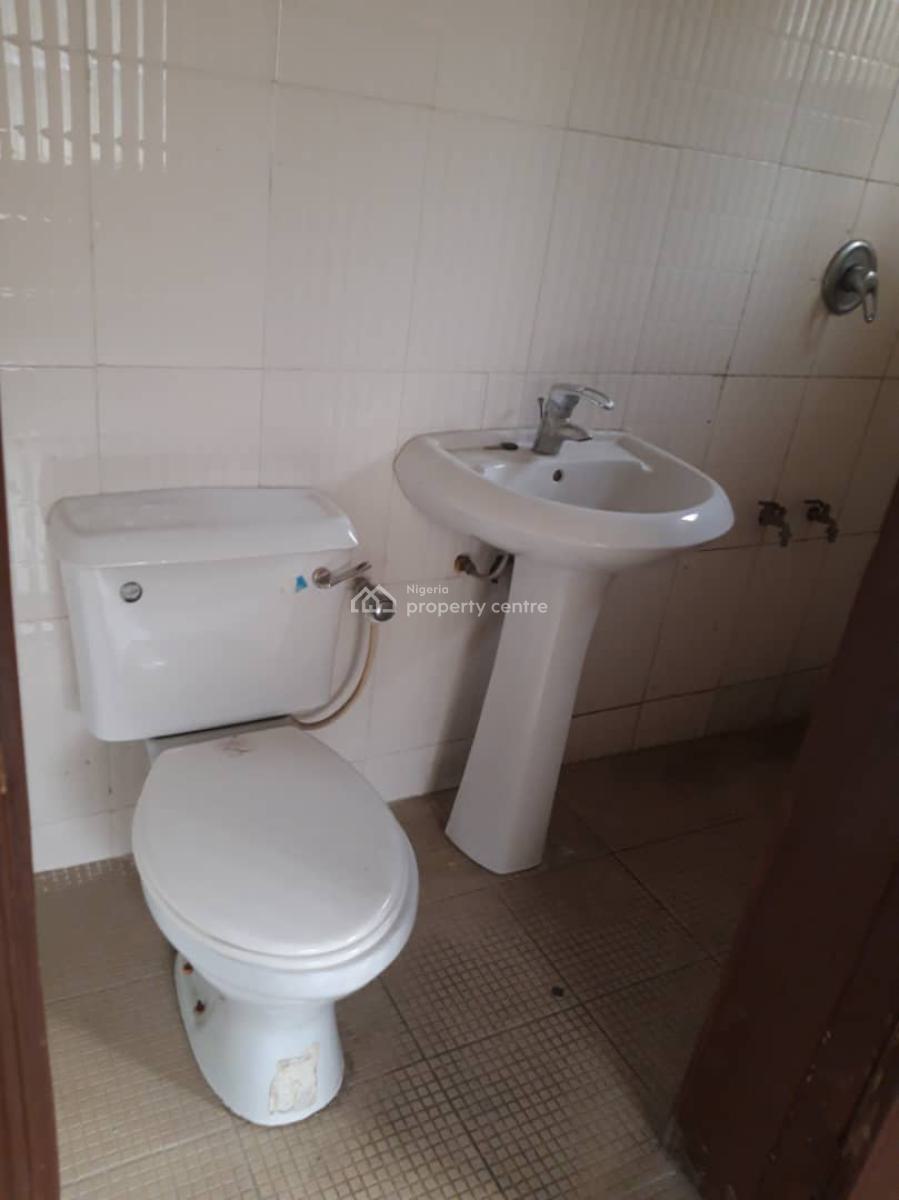 3 Bedrooms Semi Detached Bungalow, Abraham Adesanya Estate, Ajah, Lagos, Detached Duplex for Sale