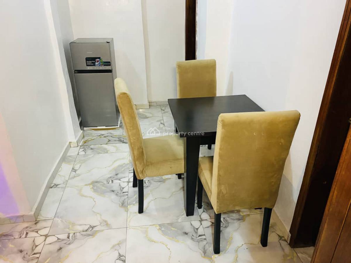 2 Bed Room Apartment, Ogba, Ikeja, Lagos, Flat / Apartment Short Let