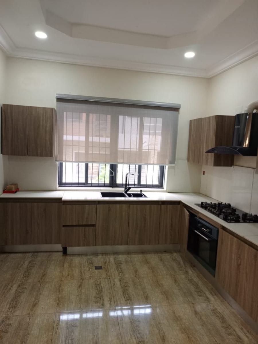 Spaciously and Luxuriously Furnished Partment in a Serene Location, Guzape, Guzape District, Abuja, Flat / Apartment for Rent
