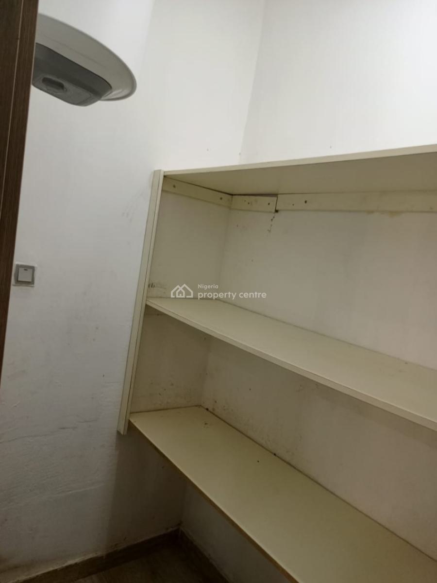 Spaciously and Luxuriously Furnished Partment in a Serene Location, Guzape, Guzape District, Abuja, Flat / Apartment for Rent