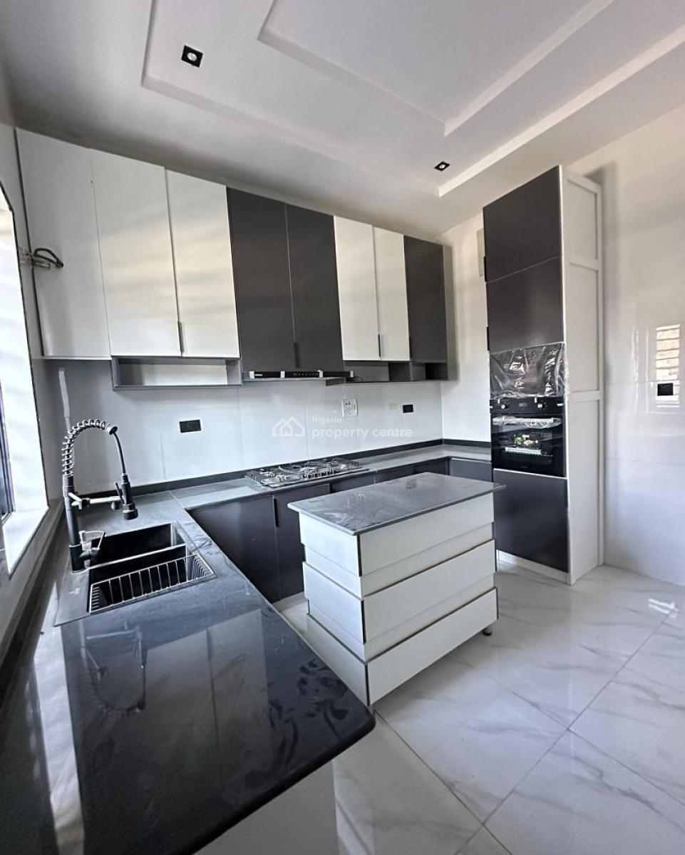 Top Notch Luxurious Spacious 4-bedroom Terrace Duplex in a Secure Esta, Ikota, Lekki, Lagos, Terraced Duplex for Sale