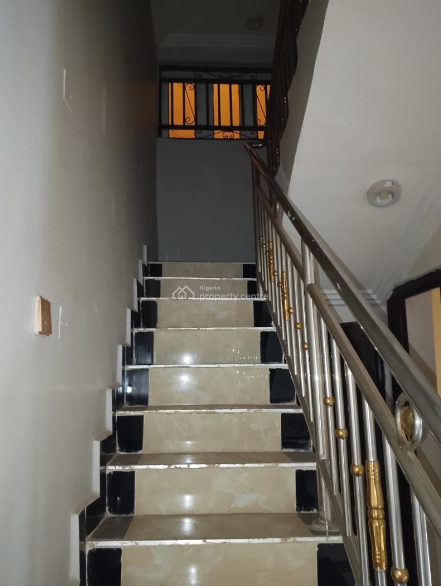 4 Bedrooms Terraced Duplex with a Bq, By Area 1, Durumi, Abuja, House for Sale