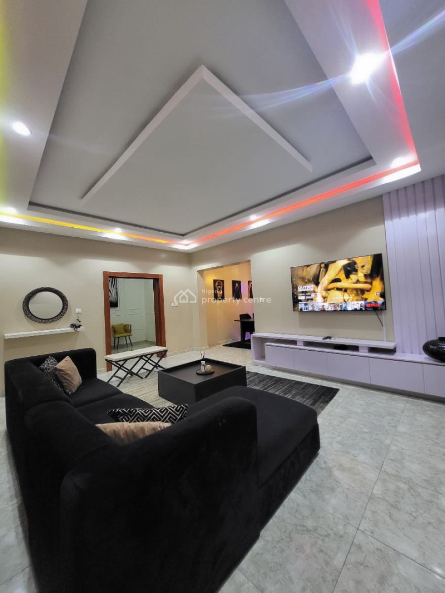 Luxury Smart 3 Bedroom Furnished and Service Apartment, By Old Cbn, Garki, Abuja, Flat / Apartment Short Let
