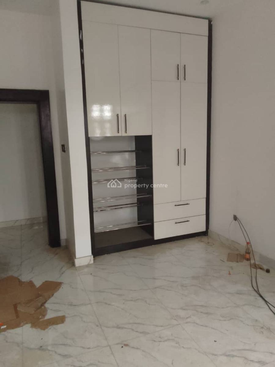 a New 3bedroom Duplex, Lekki Expressway, Lekki, Lagos, Flat / Apartment for Sale