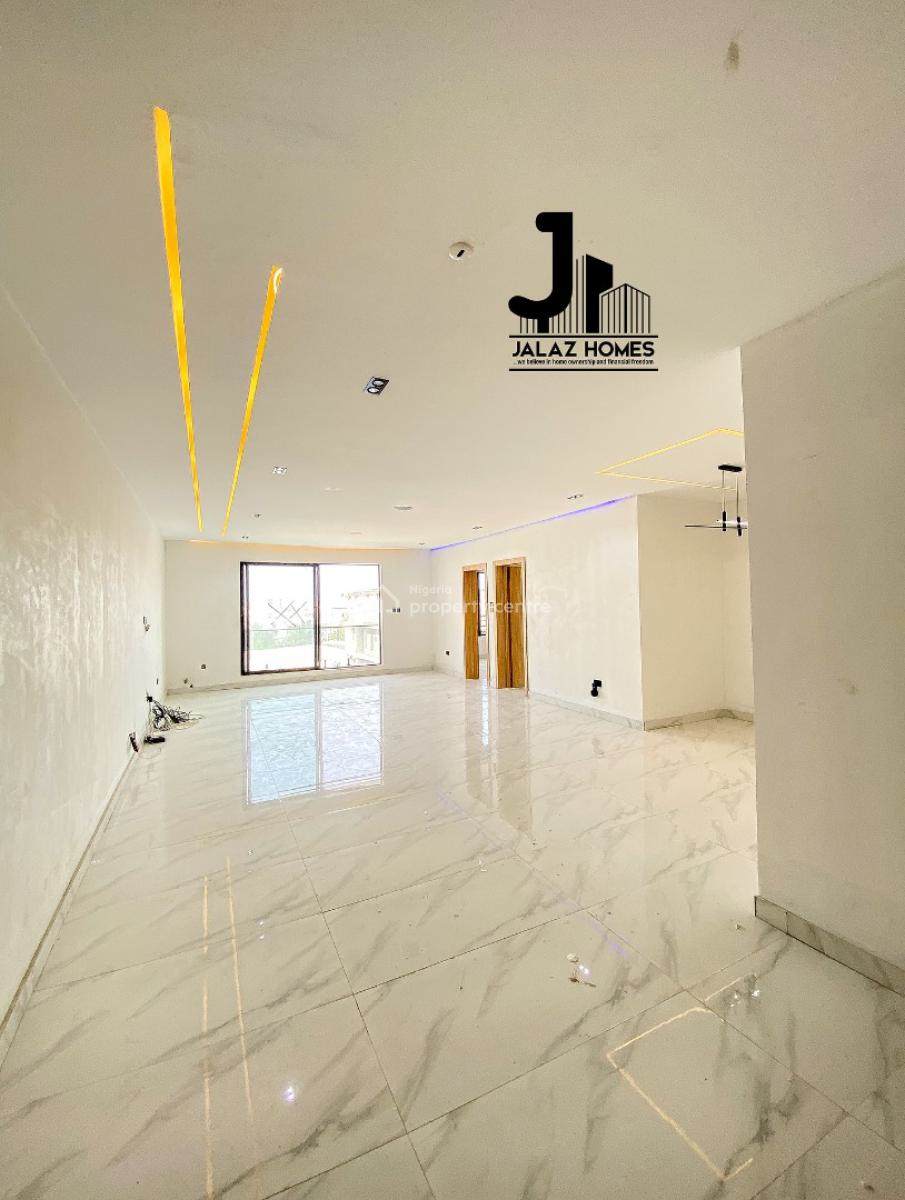2 Bedroom Apartment, Lekki Phase 1, Lekki, Lagos, Flat / Apartment for Sale
