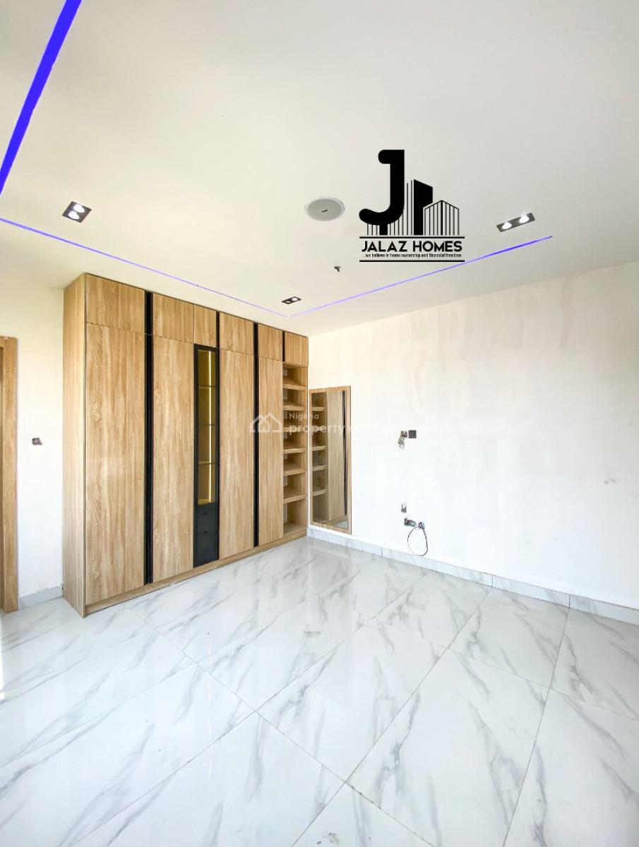 2 Bedroom Apartment, Lekki Phase 1, Lekki, Lagos, Flat / Apartment for Sale