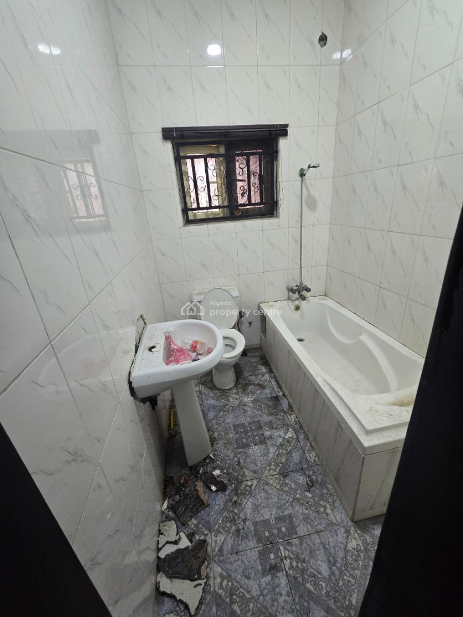 2-bedroom Flat Apartment Office Space, Off Hakeem Dickson, Lekki Phase 1, Lekki, Lagos, Flat / Apartment for Rent