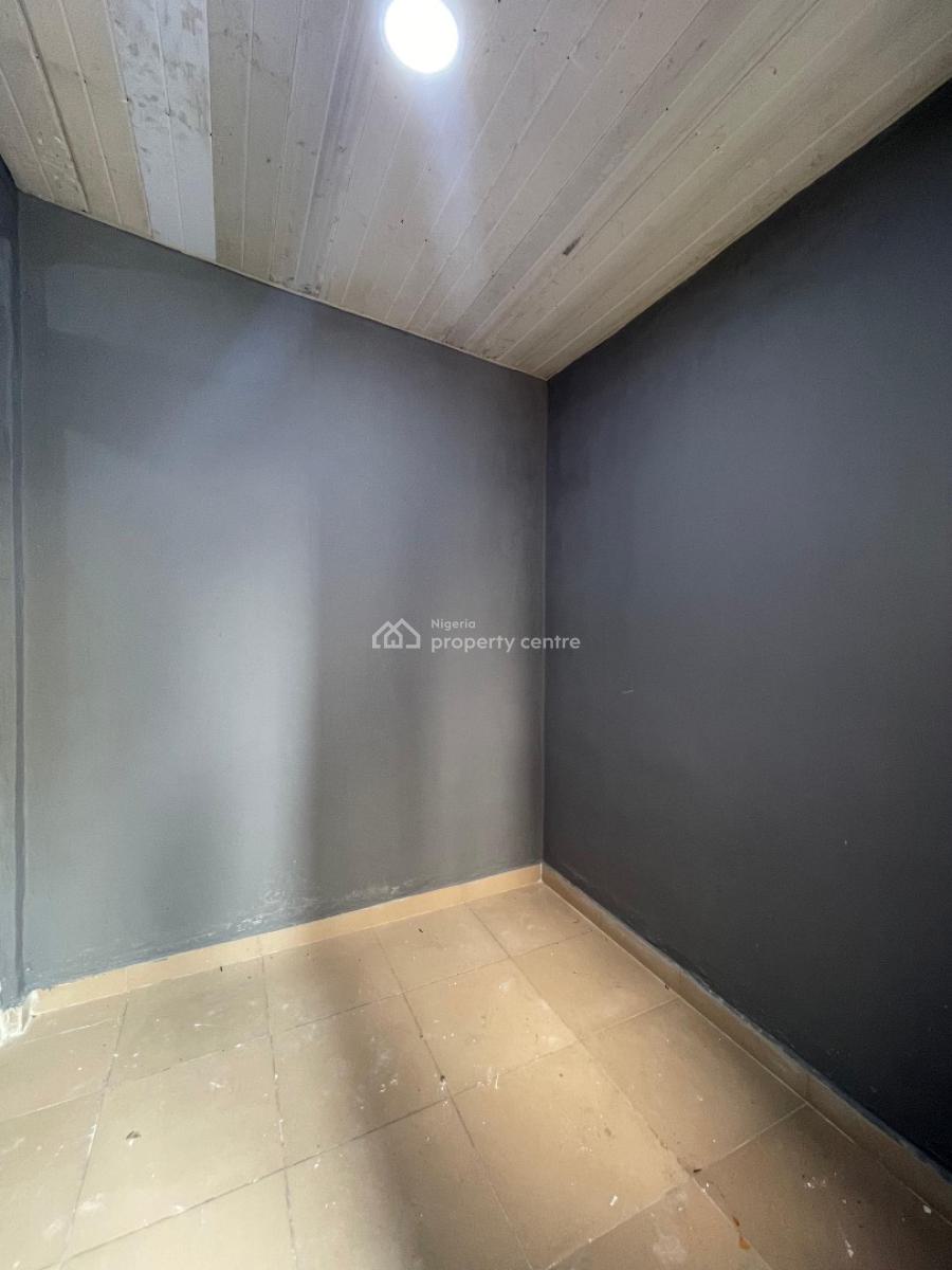 Spacious 4 Bedroom Terrace Duplex with Bq, Ologolo, Lekki, Lagos, Terraced Duplex for Sale
