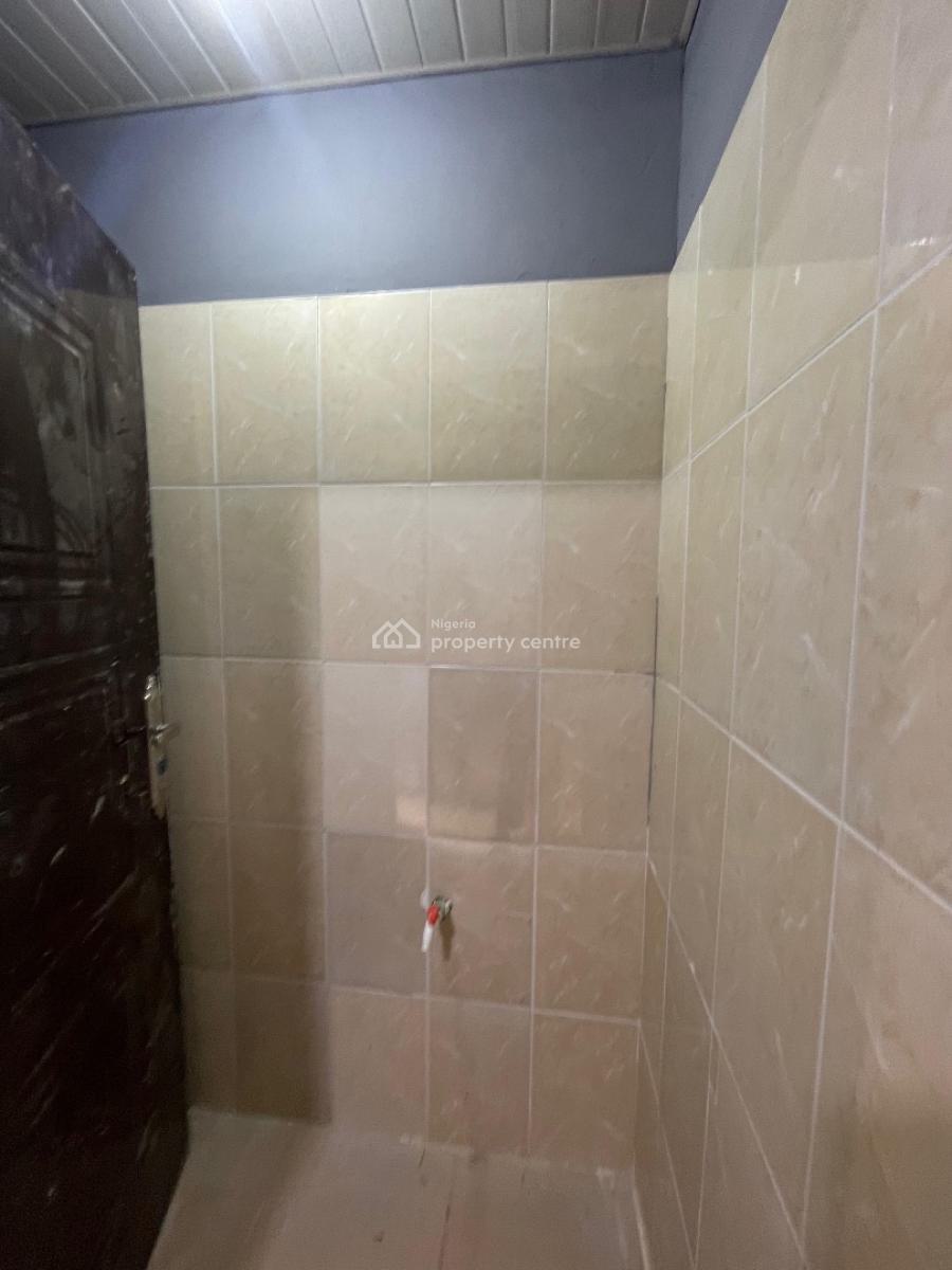Spacious 4 Bedroom Terrace Duplex with Bq, Ologolo, Lekki, Lagos, Terraced Duplex for Sale