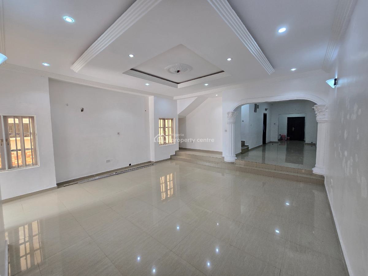 Newly Renovated 4-bedroom Semi-detached Detached Duplex  Plus Bq, Crown Estate, Sangotedo, Ajah, Lagos, Detached Duplex for Rent