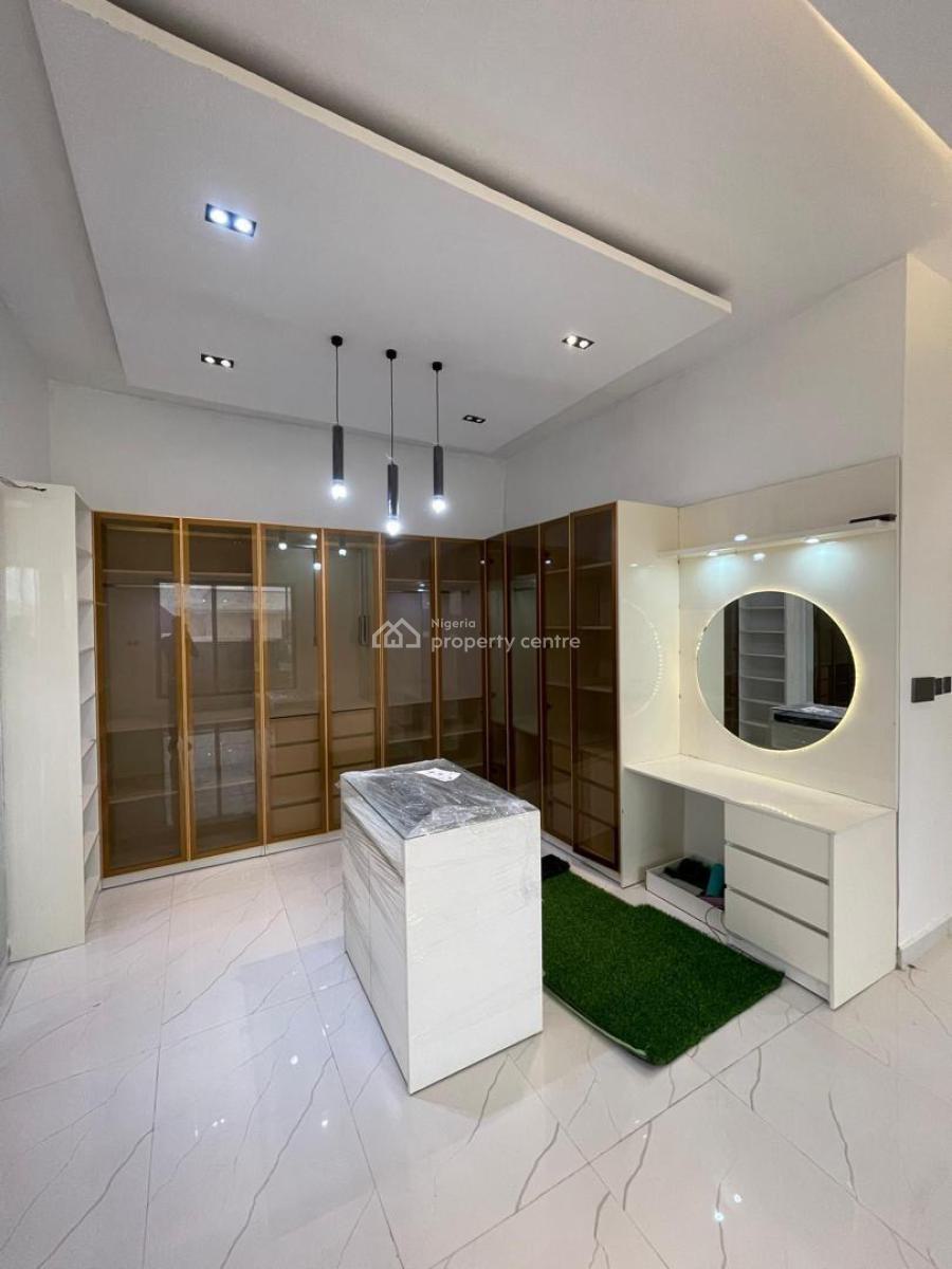 Luxurious 6bedroom with 2 Bqs, Private Swiming Pool, Chevron, Lekki, Lagos, House for Sale