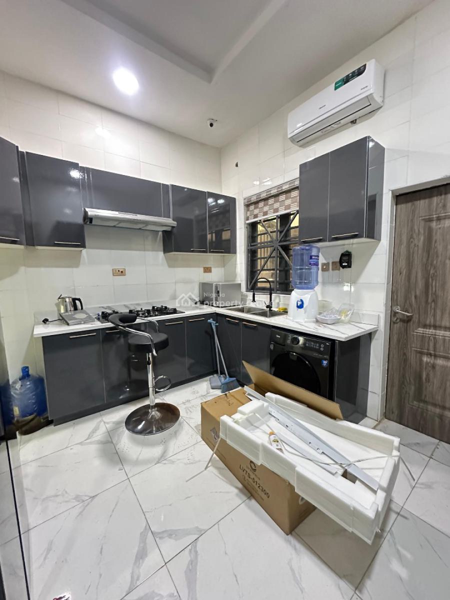 Partly Furnished 3bedrooms Terraced Duplex, Ikota, Lekki, Lagos, Terraced Duplex for Rent