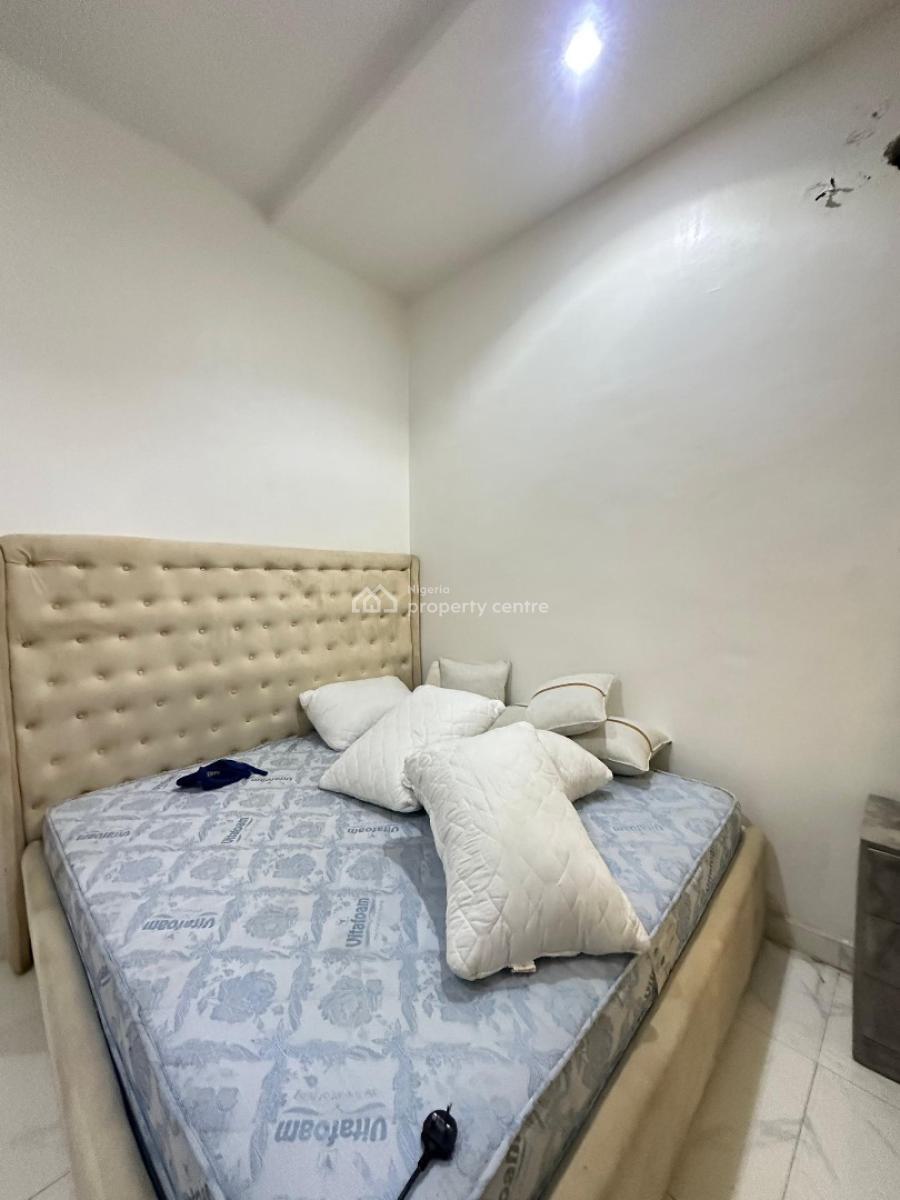 Partly Furnished 3bedrooms Terraced Duplex, Ikota, Lekki, Lagos, Terraced Duplex for Rent