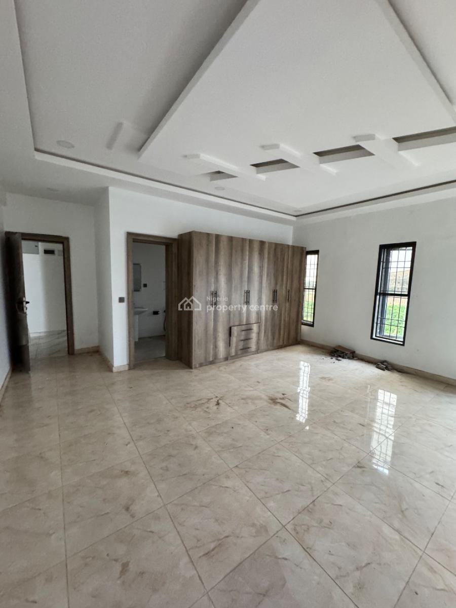 Well Built & Luxurious 3bedrooms Serviced Apartments, Off Olusegun Obasanjo Way, Wuye, Abuja, Flat / Apartment for Sale