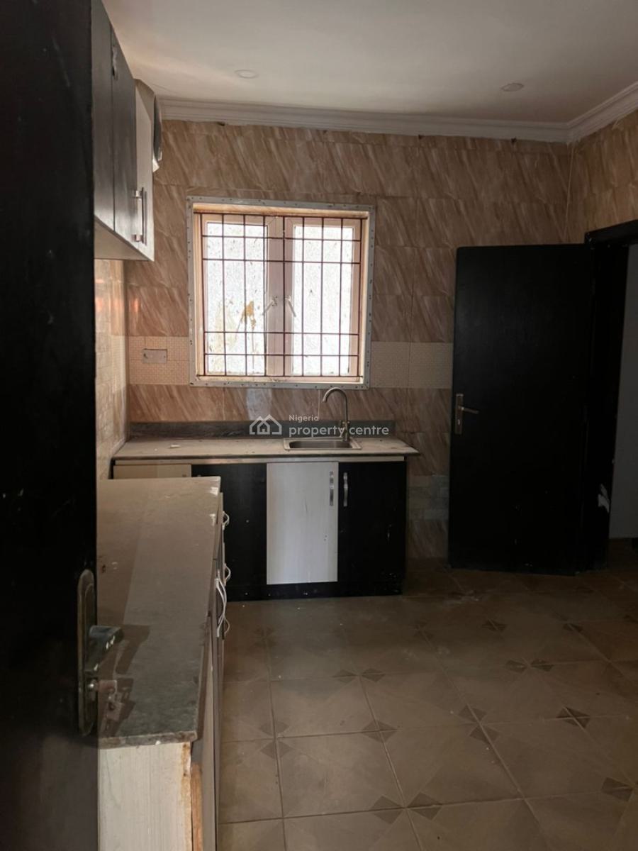 2 Numbers Rooms Ensuite But Sharing One Kitchen Upstairs, Chisco Bus Stop Opposite Kusenla Road, Ikate, Lekki, Lagos, Self Contain (single Rooms) for Rent