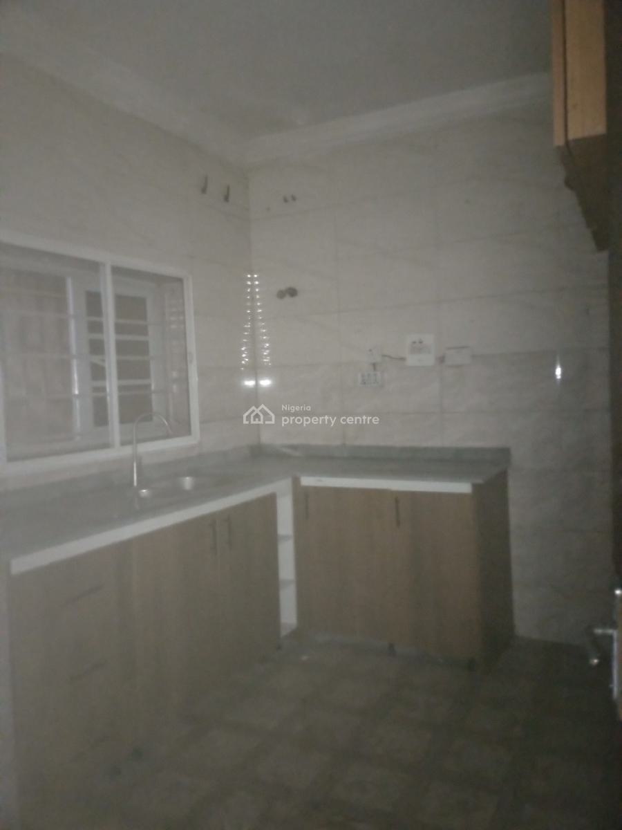 Spacious 3bedroom Flat with Anteroom Acs and Water Heaters, Nice Neighborhood, Utako, Abuja, Flat / Apartment for Rent
