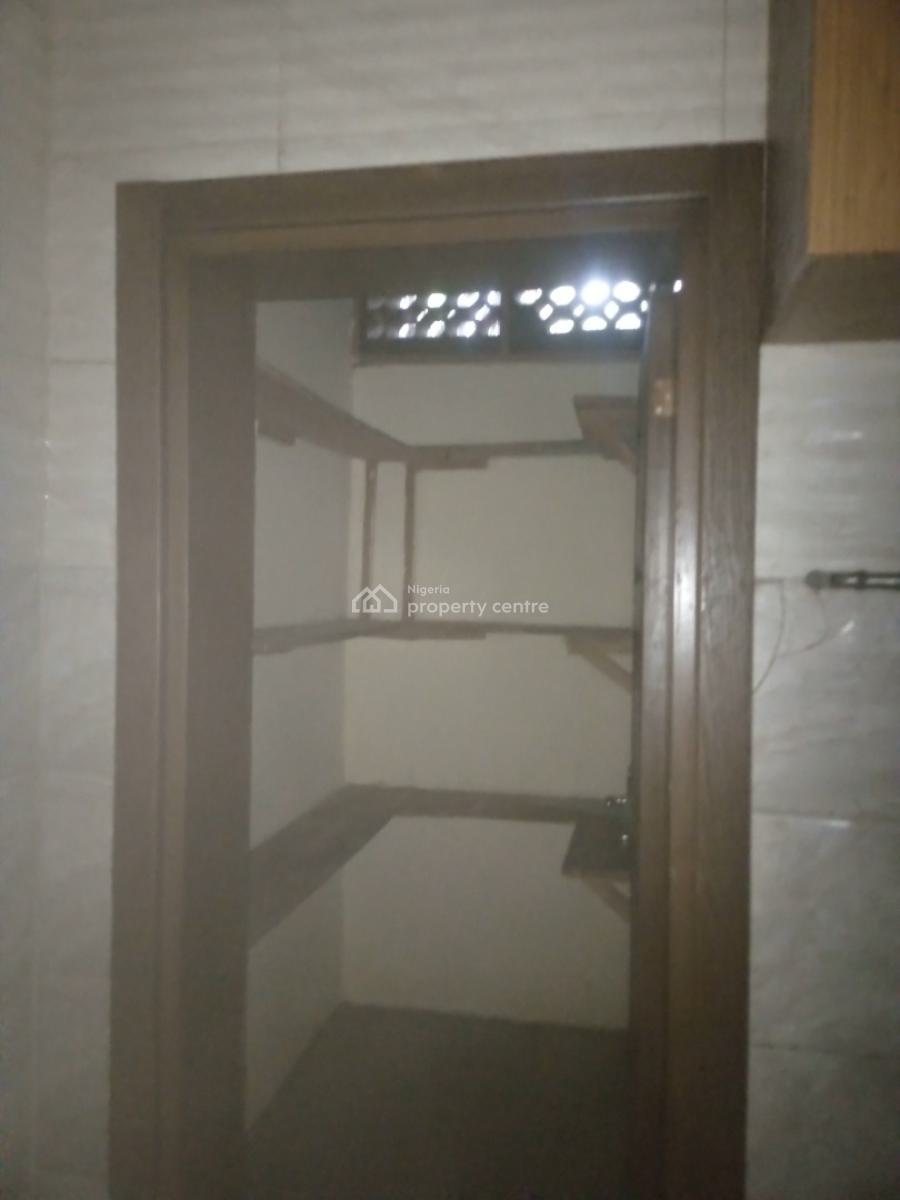 Spacious 3bedroom Flat with Anteroom Acs and Water Heaters, Nice Neighborhood, Utako, Abuja, Flat / Apartment for Rent