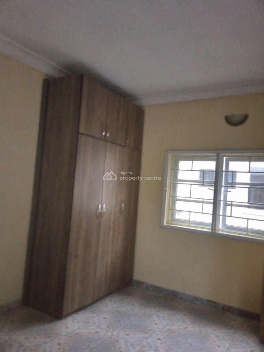 Spacious 3bedroom Flat with Anteroom Acs and Water Heaters, Nice Neighborhood, Utako, Abuja, Flat / Apartment for Rent