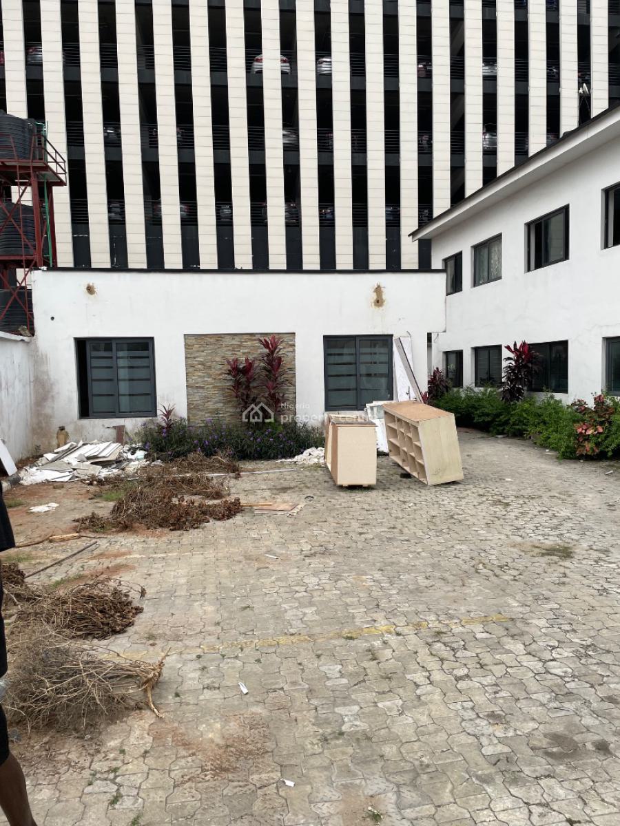 3 Bedroom Luxurious  Apartments, Old Ikoyi, Ikoyi, Lagos, Flat / Apartment for Rent