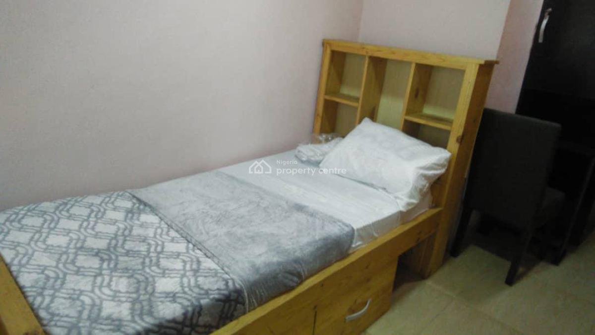 a Luxury Style Fully Serviced Hostel By Unilag Second Gate, 23, Akintunde Street, By Unilag Second Gate, Onike, Yaba, Lagos, Hotel / Guest House for Rent