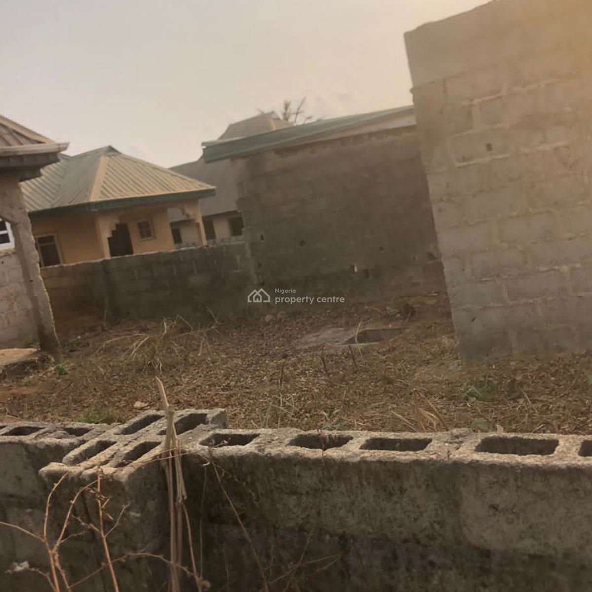 90% Uncomplicated 3bedroom Bungalow at Ikorodu Lagos, Igbe Lake, Ikorodu Lagos, Ikorodu, Lagos, Detached Bungalow for Sale