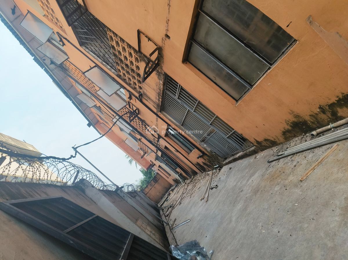 Fence & Gated Block of 6nos 3br Flats, Off Ikorodu Road, Ilupeju, Lagos, Office Space for Rent
