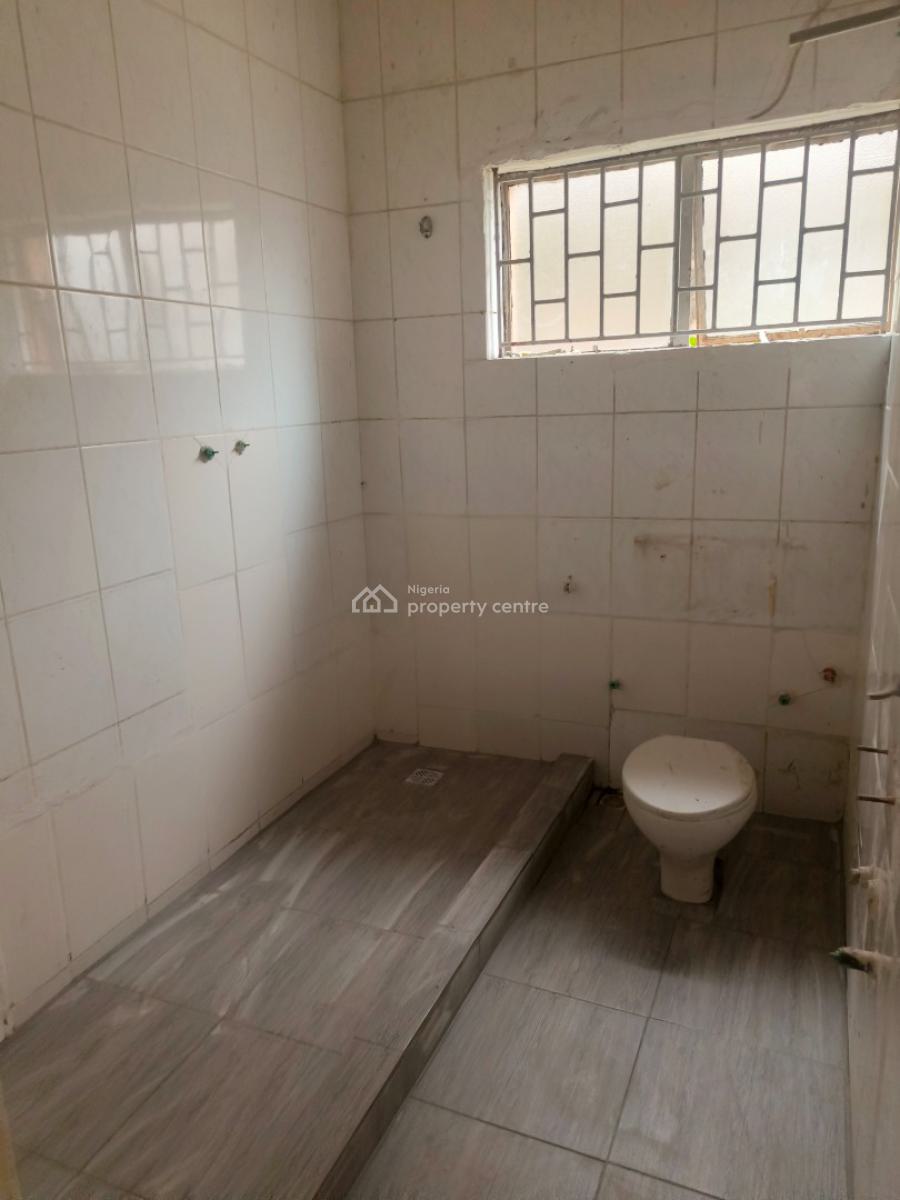 Fence & Gated Block of 6nos 3br Flats, Off Ikorodu Road, Ilupeju, Lagos, Office Space for Rent