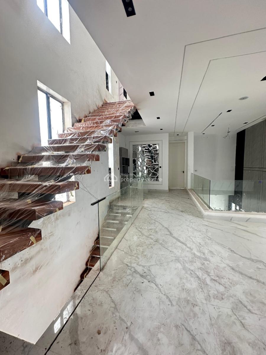 Contemporary Spacious 5 Bedroom Fully Detached Duplex with Bq, Rooftop, Lekki Phase 1, Lekki, Lagos, Detached Duplex for Sale