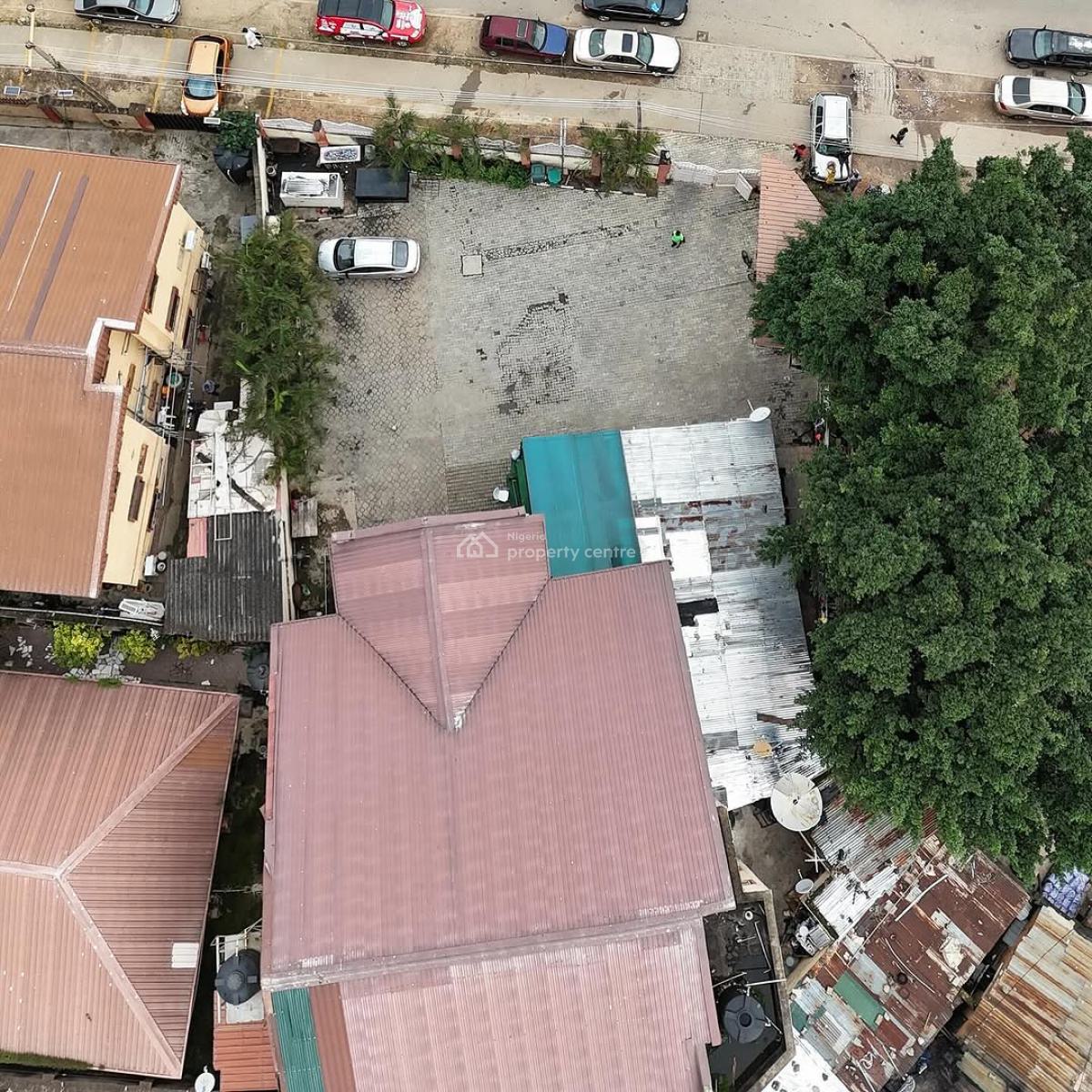 Old Detached Duplex Sitting on 710sqm Land, Garki Ii, Garki, Abuja, Detached Duplex for Sale