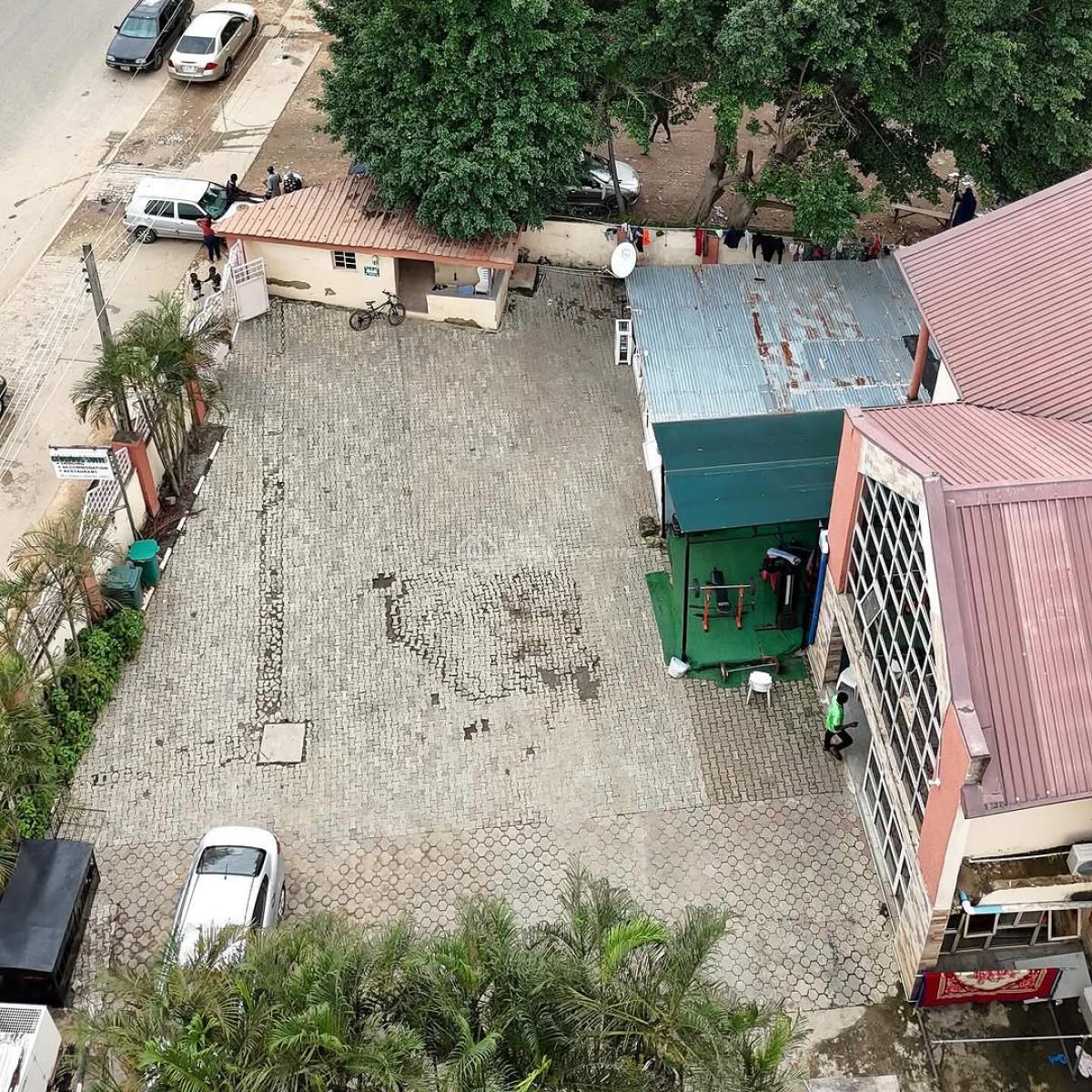 Old Detached Duplex Sitting on 710sqm Land, Garki Ii, Garki, Abuja, Detached Duplex for Sale