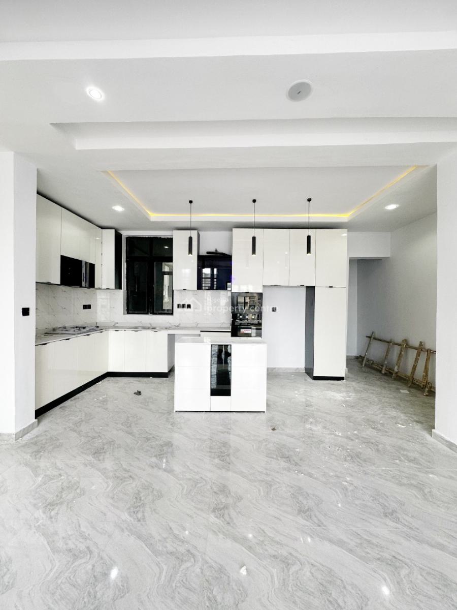 Studio Bedroom Luxury Serviced Apartment, Ikota, Lekki, Lagos, Flat / Apartment for Sale