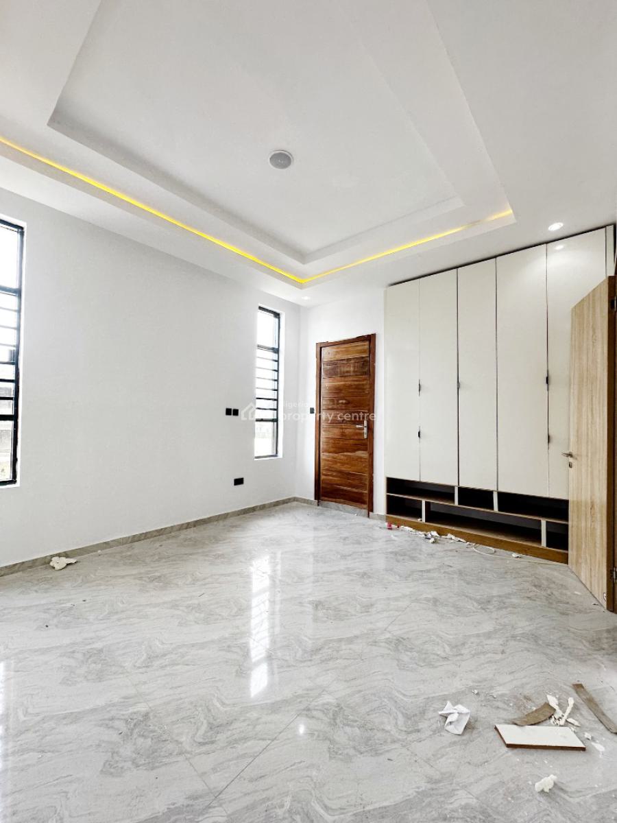 Studio Bedroom Luxury Serviced Apartment, Ikota, Lekki, Lagos, Flat / Apartment for Sale