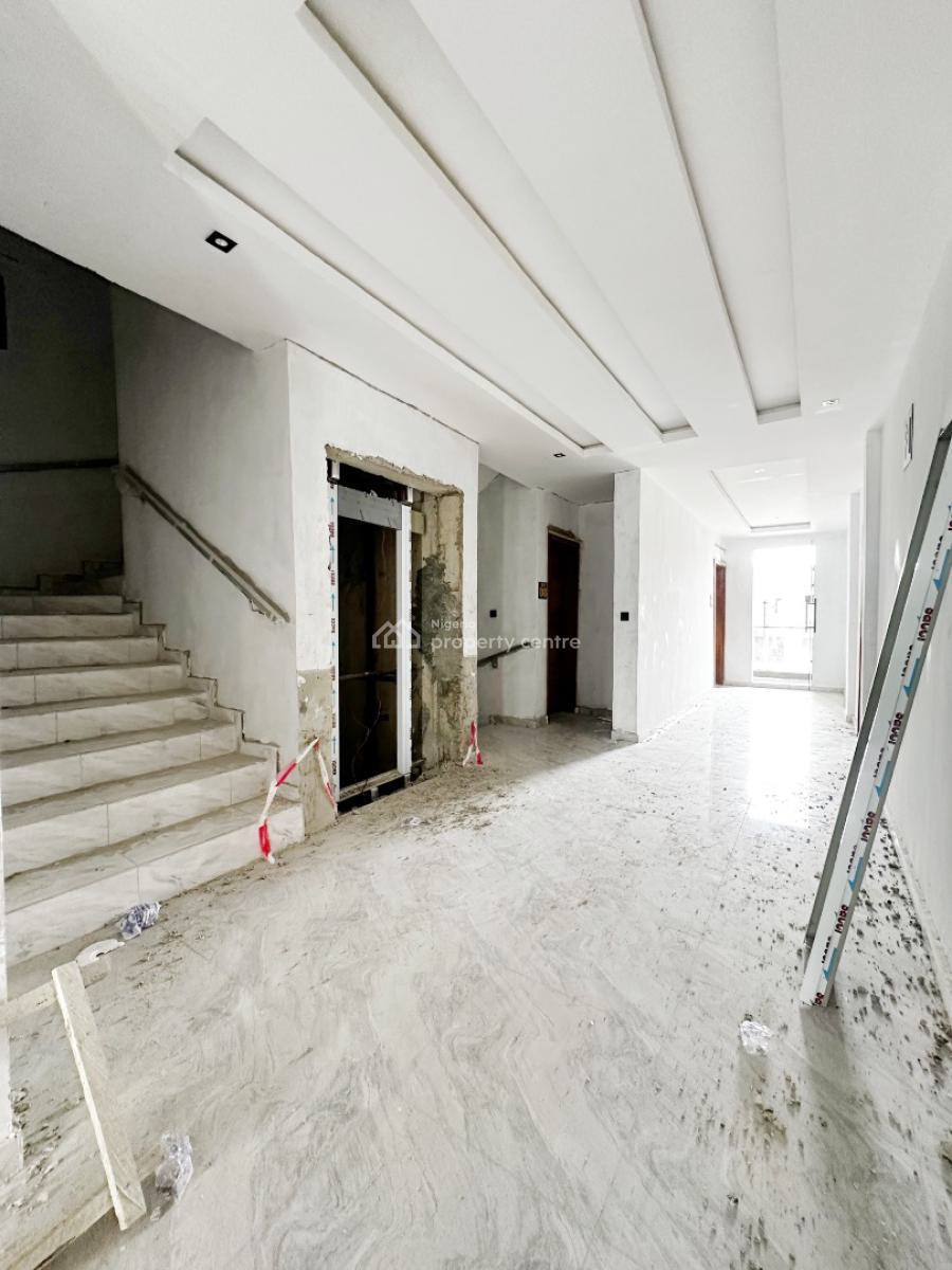 Studio Bedroom Luxury Serviced Apartment, Ikota, Lekki, Lagos, Flat / Apartment for Sale