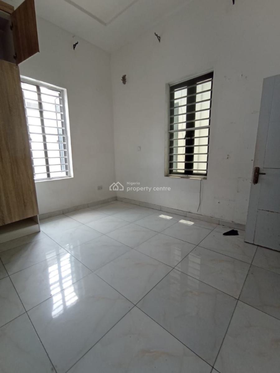 Standard Single Room Selfcontain Duplex Shared (upstairs), Van Daniel Estate Orchid Road Lekki, Lekki, Lagos, Self Contain (single Rooms) for Rent