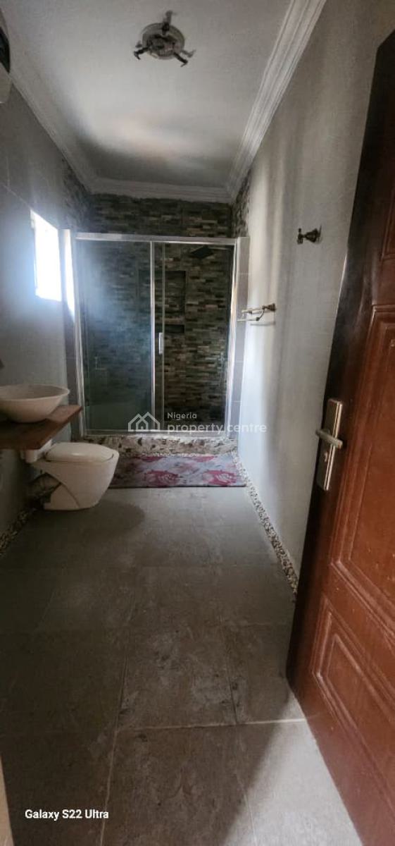 Semi Direct Property Newly Renovated 4-bedroom Terrace Duplex, Chevron, Lekki, Lagos, Terraced Duplex for Sale