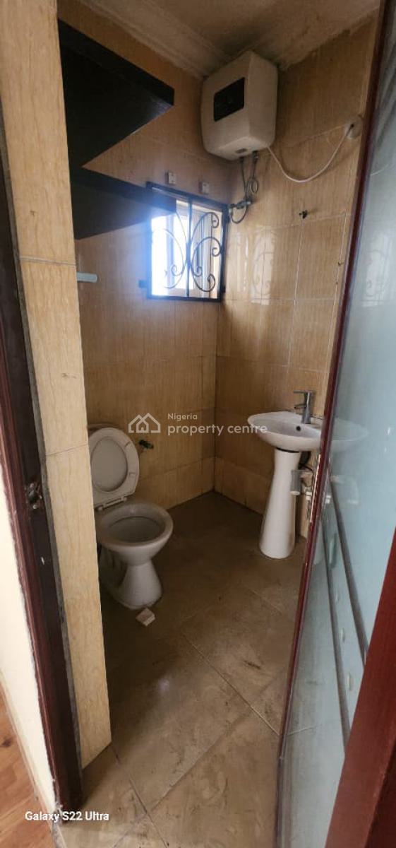 Semi Direct Property Newly Renovated 4-bedroom Terrace Duplex, Chevron, Lekki, Lagos, Terraced Duplex for Sale