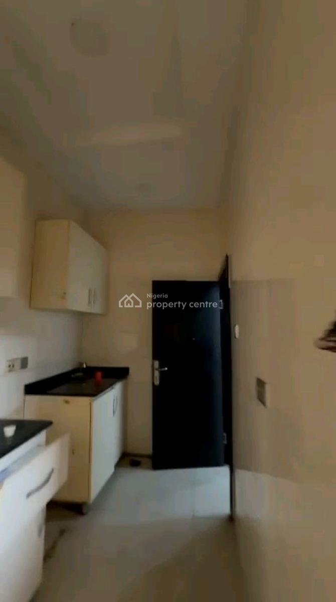 Luxury 2 Bedroom Flat with Pop+guess Toilet (upstairs), Magodo Shangisha, Gra Phase 2, Magodo, Lagos, Flat / Apartment for Rent