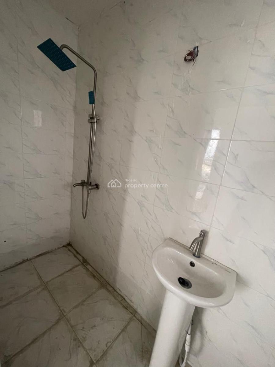 Newly Built 3 Bedroom Apartment with Elevator., Chevron Drive, Lekki, Lagos, Flat / Apartment for Sale