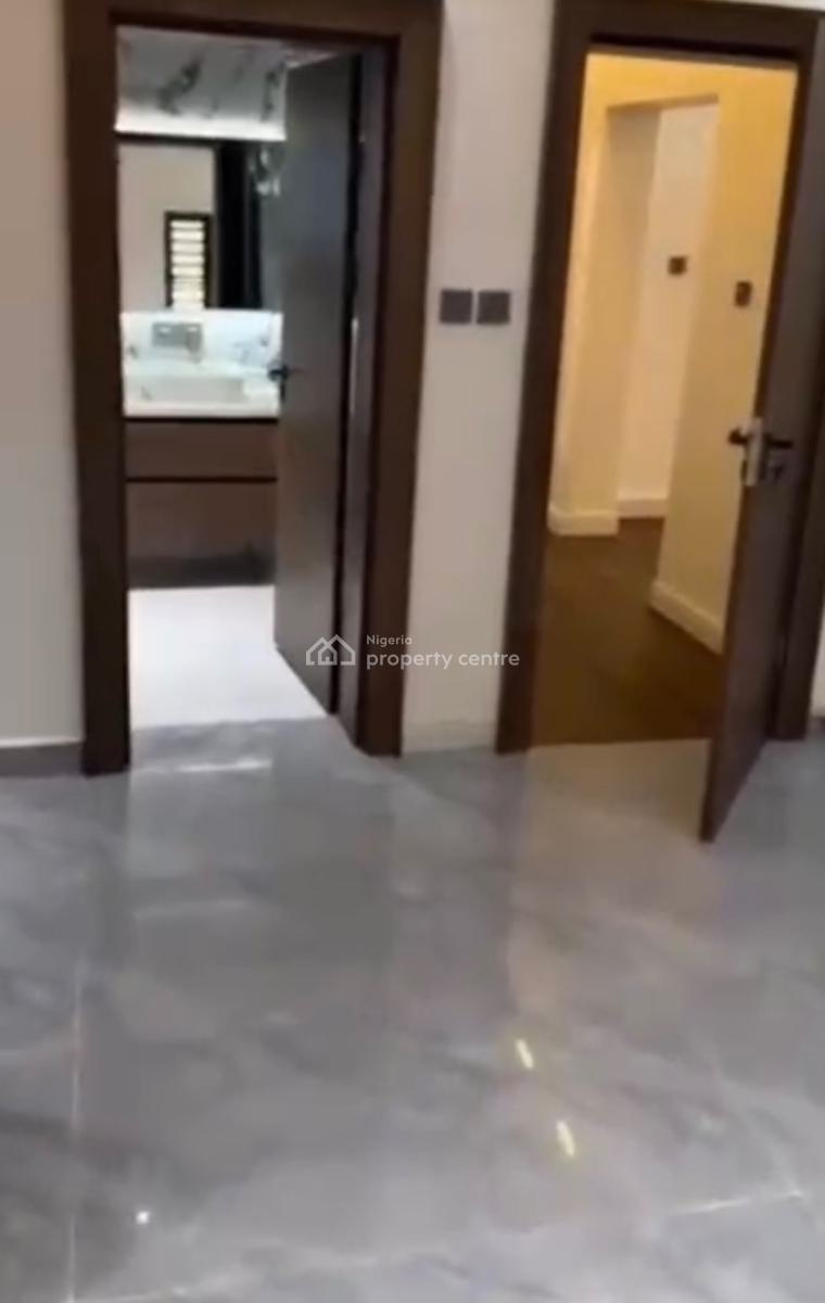 Luxury 3 Bedroom Flat, Ground Floor,in an Estate Estate,, By Mobil, Mabushi, Abuja, Block of Flats for Sale
