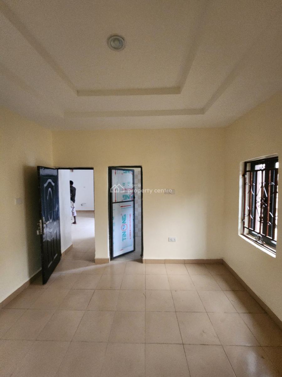 Luxury Two Bedroom Block of Flat, Citizens Avenue Dawaki, Dawaki, Gwarinpa, Abuja, Flat / Apartment for Rent