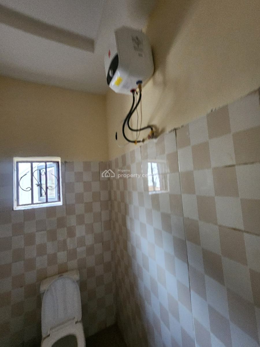 Luxury Two Bedroom Block of Flat, Citizens Avenue Dawaki, Dawaki, Gwarinpa, Abuja, Flat / Apartment for Rent