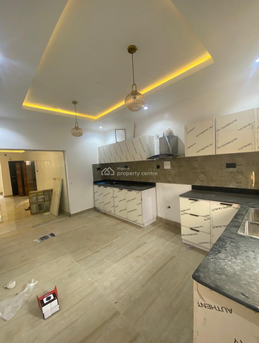 a Magnificent 2bedromm, Behind Peninsula Garden Ajay Lagos, Lekki Phase 2, Lekki, Lagos, Flat / Apartment for Rent