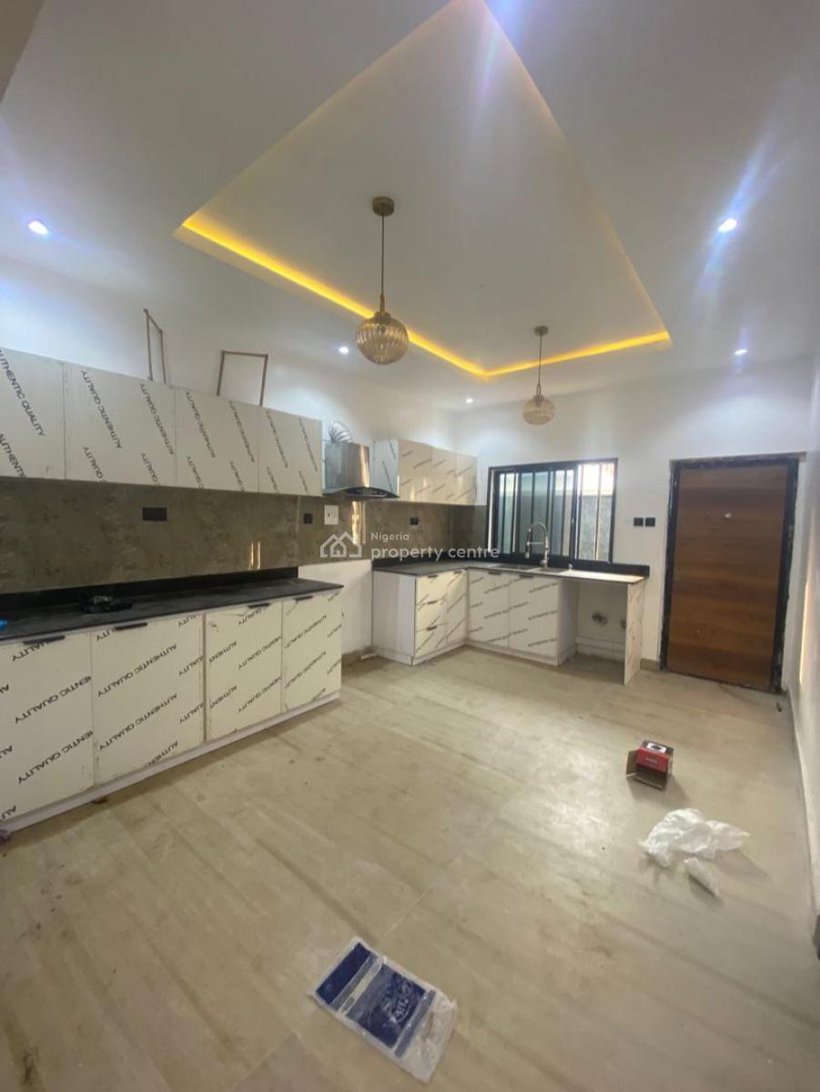 a Magnificent 2bedromm, Behind Peninsula Garden Ajay Lagos, Lekki Phase 2, Lekki, Lagos, Flat / Apartment for Rent