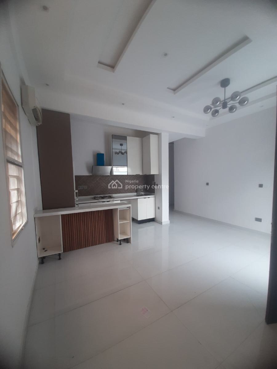 Serviced 2 Bedroom En-suite Flat. It Will Come Fitted with Open Kitche, Victoria Island (vi), Lagos, Flat / Apartment for Rent