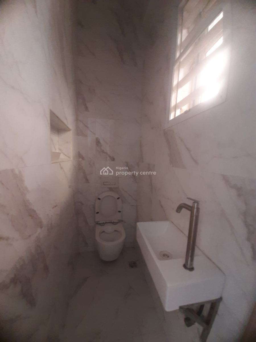Serviced 2 Bedroom En-suite Flat. It Will Come Fitted with Open Kitche, Victoria Island (vi), Lagos, Flat / Apartment for Rent