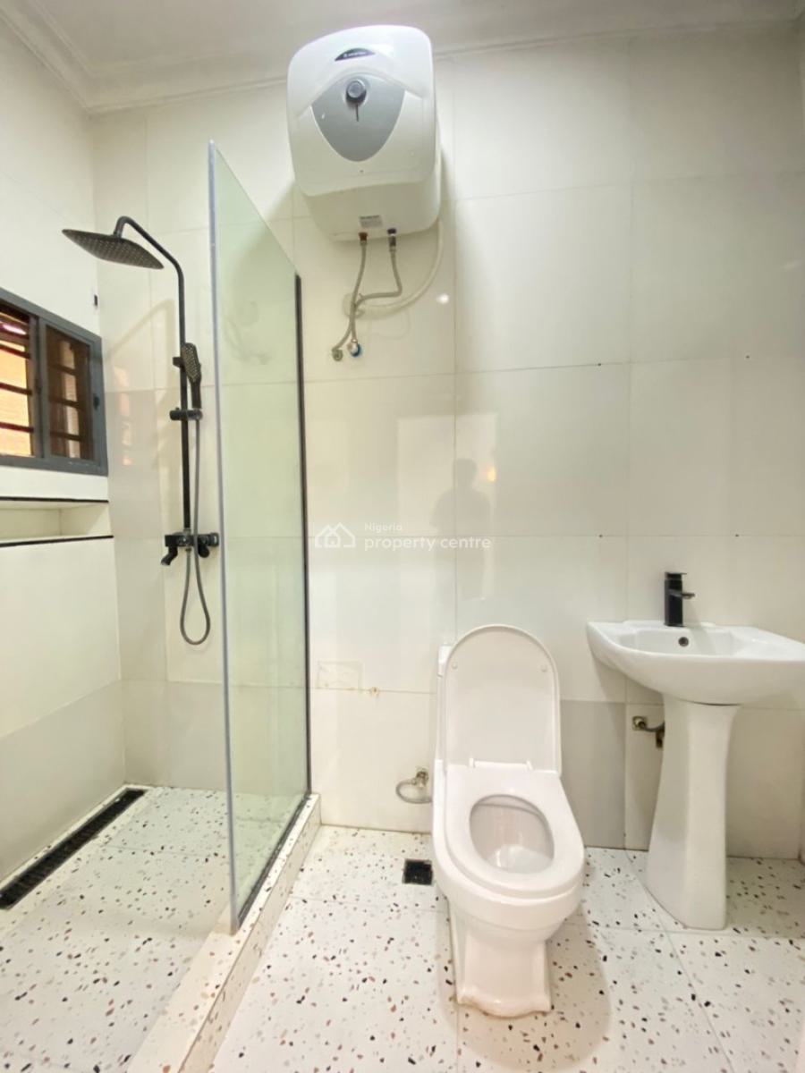 Luxury 2 Bedroom Apartment with Bq, Lekki Phase 1, Lekki Phase 1, Lekki, Lagos, Flat / Apartment for Rent